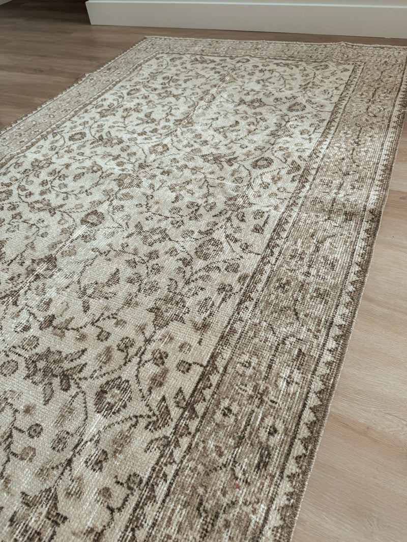 Turkish Rug 28 3 x 6