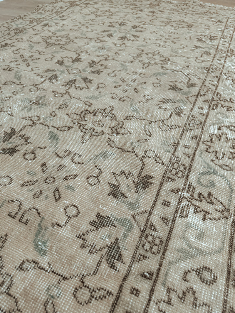 Turkish Rug 27 3 x 7