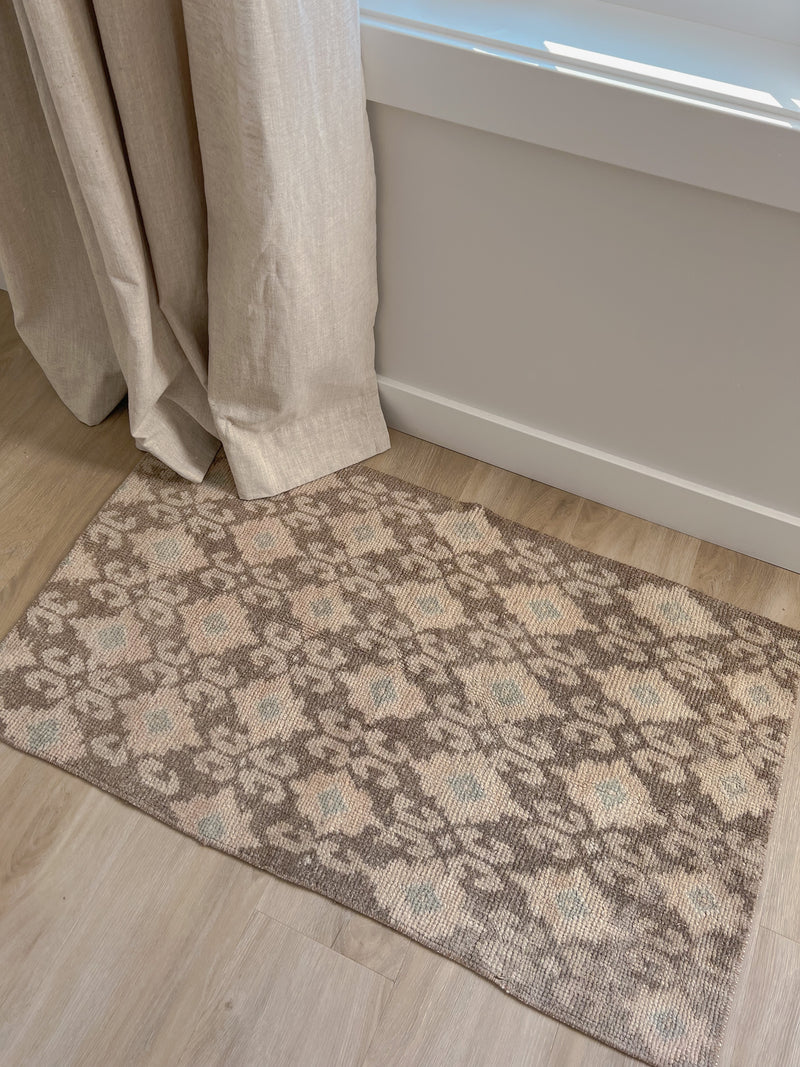 Turkish Rug 05 2x3
