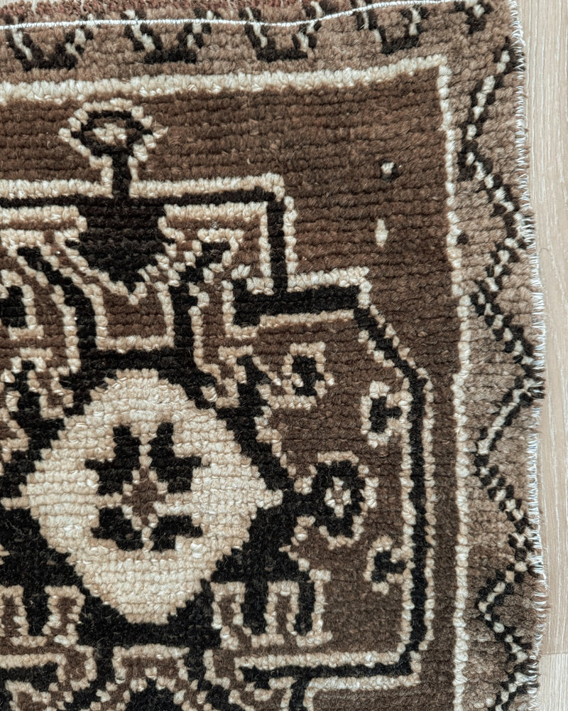 Turkish Rug 20 1 x 3