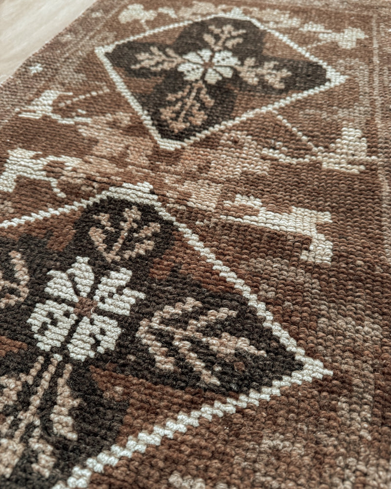 Turkish Rug 23 1 x 3
