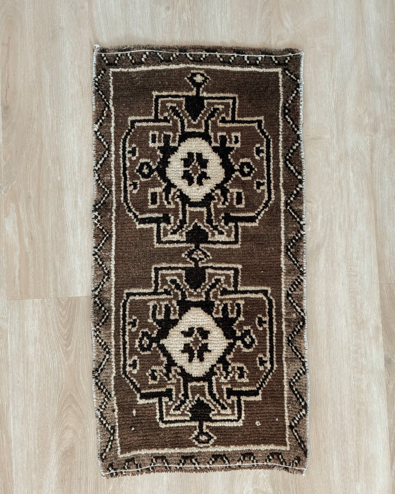 Turkish Rug 20 1 x 3